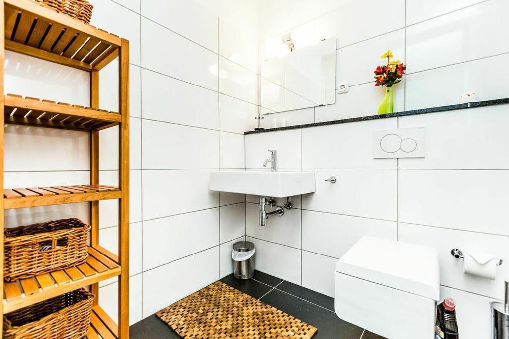 Messe West Apartment Cologne